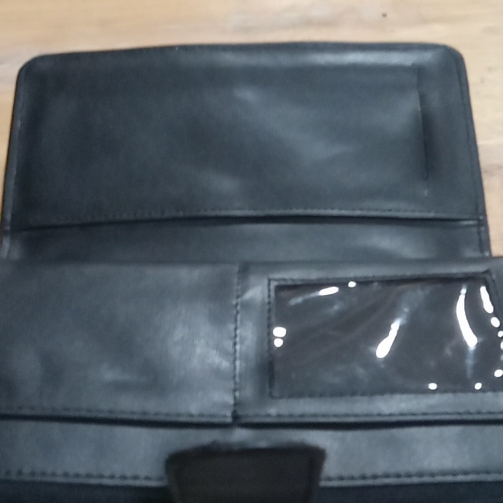 (296) Black women's wallet NWOT - Picture 5 of 6